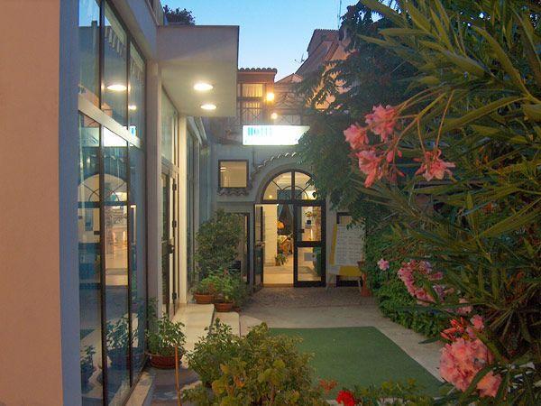 Hotel Piccolo Paradiso Di Rodi Garganico Exterior foto
